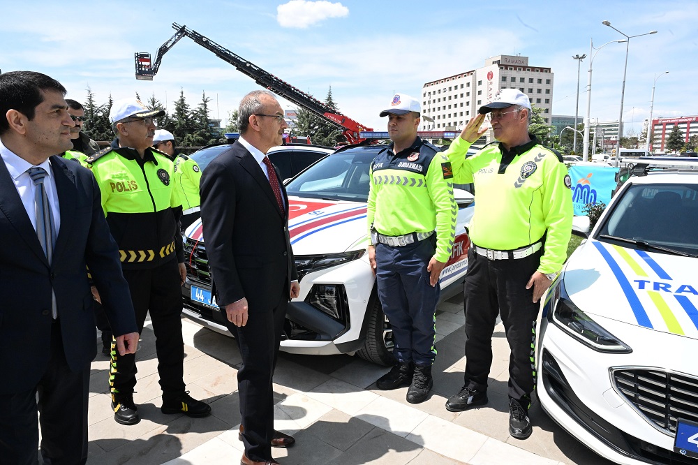 Vali Seddar Yavuz 03-09 Mayıs Karayolu Trafik Haftası Etkinliğine Katıldı
